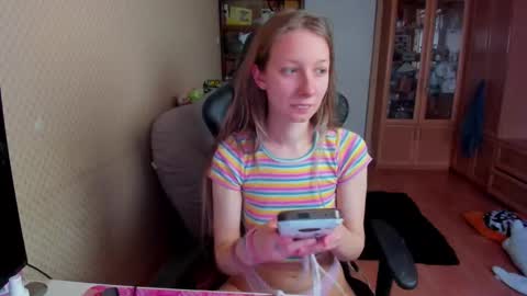 Mila online show from January 2026 08:28:02 AM