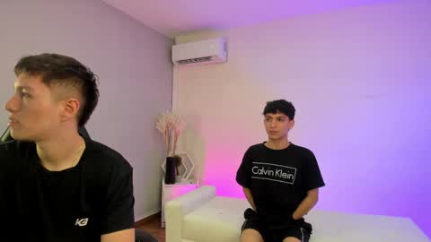Snapshot of handsomeboys19 chatting on April 2026 08:47:01 PM leonardfarrucknick and otis online show from April 2026 08:47:01 PM