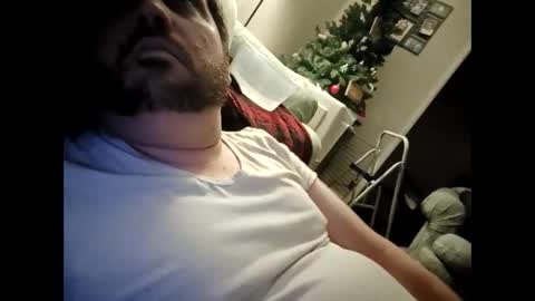 handsomedaddy198923 online show from November 2025 08:57:01 AM