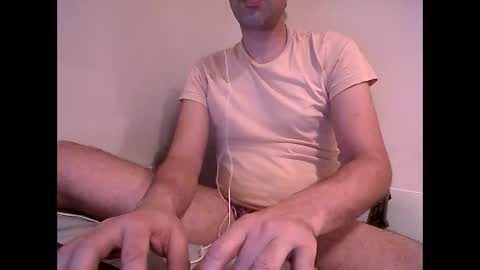 Snapshot of handsomepenis20cm chatting on December 2025 05:08:02 PM handsomepenis20cm online show from December 2025 05:08:02 PM