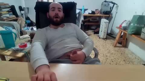 Snapshot of handyboy991 chatting on May 2026 05:21:01 PM handyboy991 online show from May 2026 05:21:01 PM