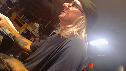 Snapshot of handystud33 chatting on April 2026 05:49:02 AM handystud33 online show from April 2026 05:49:02 AM