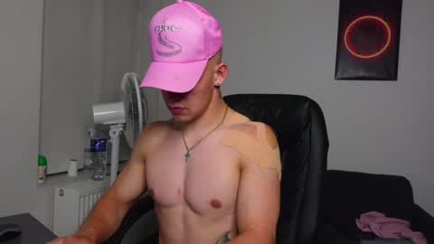 HANK MALONE online show from June 2026 08:09:02 PM