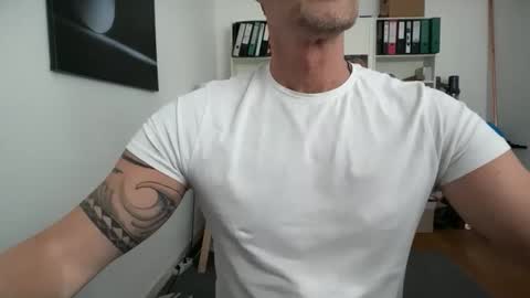 hanky online show from March 2026 01:04:02 PM