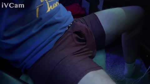 Snapshot of hankythewanky69 chatting on January 2025 05:35:02 AM hankythewanky69 online show from January 2025 05:35:02 AM