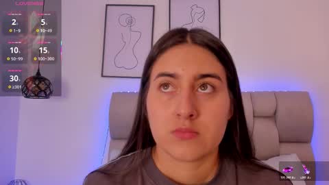 hanna__evans_ online show from March 2026 12:42:01 PM