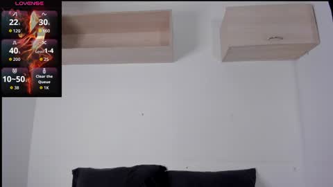 hanna__evans_ online show from July 2026 12:31:01 PM
