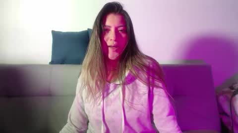 Hanna  online show from March 2026 12:14:02 AM