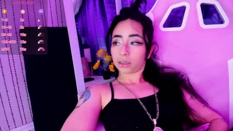 Snapshot of hanna_azumi_ chatting on January 2025 09:24:02 AM hanna online show from January 2025 09:24:02 AM
