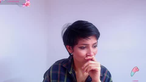 Sara online show from December 2024 06:04:02 PM