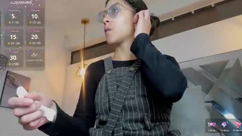 HANNA online show from November 2025 01:47:02 PM