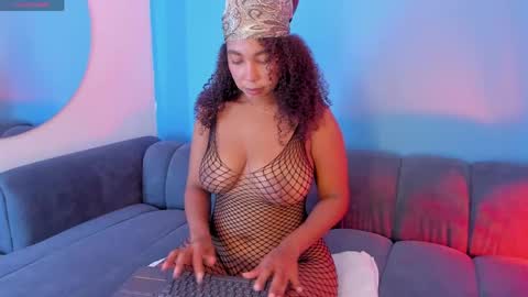 Snapshot of hanna_cupper chatting on May 2026 07:52:02 PM Hanna online show from May 2026 07:52:02 PM