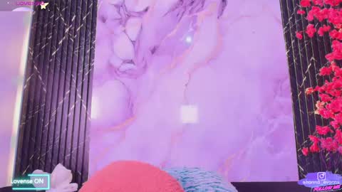 Snapshot of hanna_evanns_ chatting on May 2026 09:12:02 PM Hanna online show from May 2026 09:12:02 PM