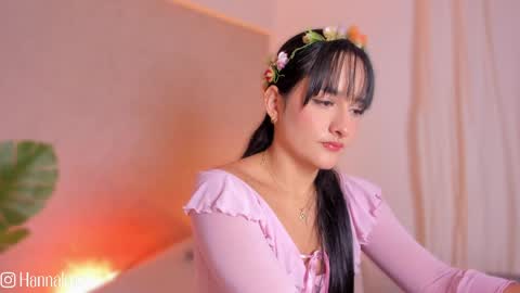 Hanna Lee online show from April 2026 12:00:02 PM