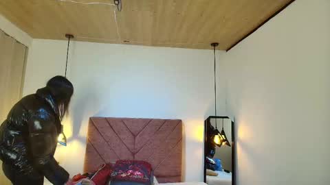  H A N N A  online show from February 2026 10:06:01 PM