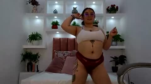 hanna_moons online show from August 2026 05:07:02 AM