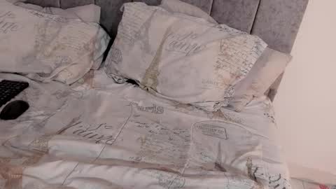 HANNA online show from February 2025 09:08:02 PM