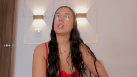 HANNA online show from April 2026 06:12:01 PM