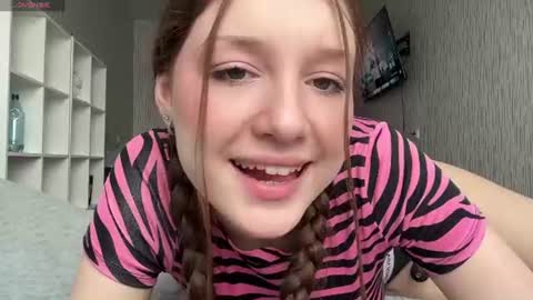 Snapshot of hanna_webber chatting on June 2026 10:36:02 AM hanna_webber online show from June 2026 10:36:02 AM