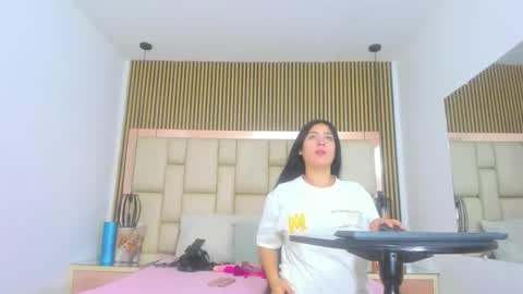 hannaANDcherri online show from November 2025 08:09:01 PM