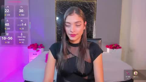 hannacooper3 online show from October 2025 07:37:01 PM