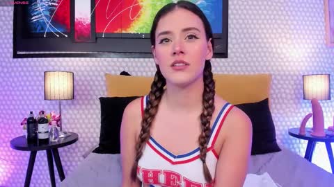 Hanna online show from October 2025 04:38:01 AM