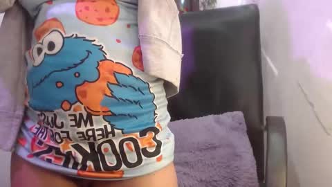 SARA  online show from December 2025 05:34:01 AM