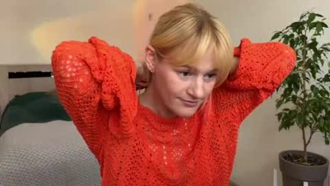 hannah levis  online show from May 2026 11:49:01 AM