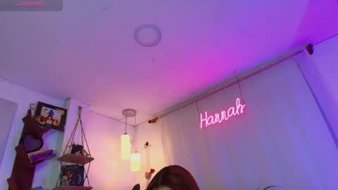 hannah_lovee online show from April 2026 03:17:01 AM