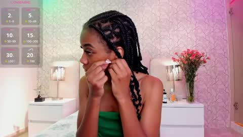 Snapshot of hannah_willian chatting on June 2026 11:46:02 AM online show from June 2026 11:46:02 AM
