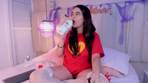 Hannah Lee online show from October 2025 08:07:01 PM