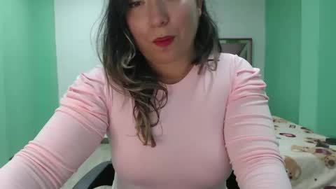 hannahevans2 online show from April 2026 09:59:02 PM