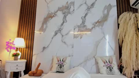 Hannahill69 online show from March 2025 11:00:02 AM