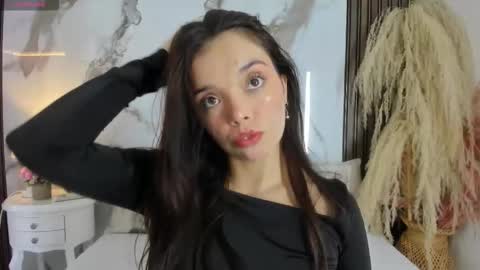 Hannahill69 online show from December 2025 05:14:01 AM