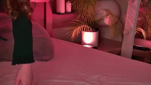 Pearl online show from November 2025 04:33:02 AM