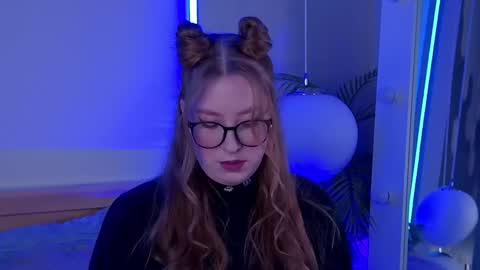 Snapshot of hannahmonttana chatting on February 2026 03:59:02 AM Pearl online show from February 2026 03:59:02 AM