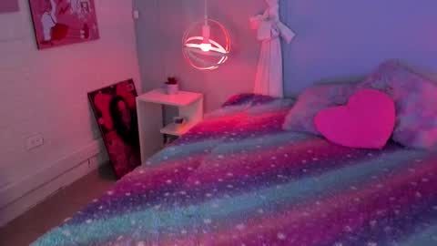 Snapshot of hannahpage chatting on November 2025 11:43:02 AM Hannah online show from November 2025 11:43:02 AM