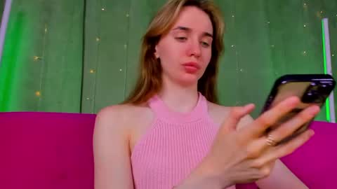 Hannavanilla online show from June 2026 11:08:01 PM