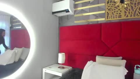 Hanny  online show from April 2026 11:38:01 AM