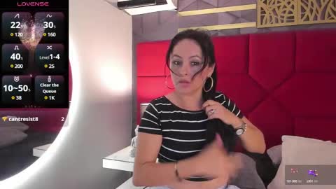 Snapshot of hanny_milf_ chatting on February 2025 05:47:02 PM HANNY online show from February 2025 05:47:02 PM