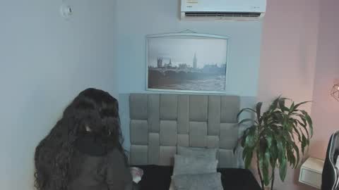 Snapshot of hanny_milf_ chatting on September 2025 11:21:02 AM HANNY online show from September 2025 11:21:02 AM