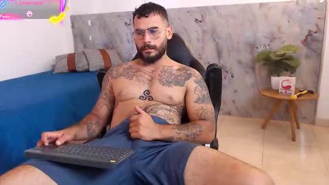 hanz_col online show from October 2025 02:13:01 PM