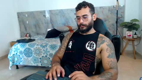 hanz_col online show from November 2025 01:39:02 PM