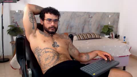 Snapshot of hanz_col chatting on June 2026 06:22:02 PM hanz_col online show from June 2026 06:22:02 PM
