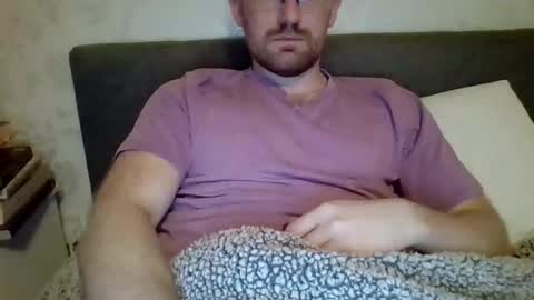 Happiestcat online show from November 2025 08:31:01 PM