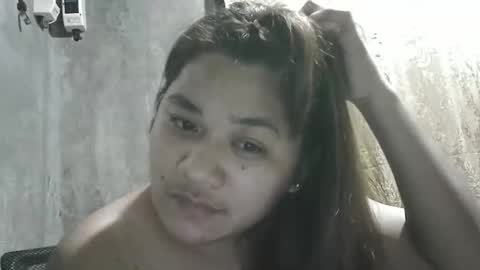 happy00725310 online show from November 2025 01:02:02 PM