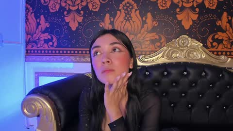 happy_cream_ online show from December 2024 05:51:01 PM