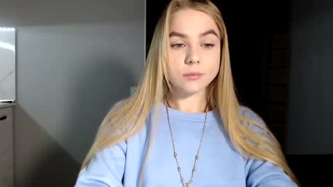 Snapshot of happy_fox_ chatting on December 2024 09:55:02 PM happy_fox_ online show from December 2024 09:55:02 PM