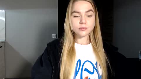 Snapshot of happy_fox_ chatting on February 2025 08:07:02 PM happy_fox_ online show from February 2025 08:07:02 PM