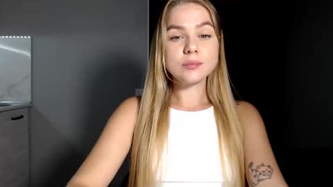 Snapshot of happy_fox_ chatting on September 2025 08:32:02 PM happy_fox_ online show from September 2025 08:32:02 PM